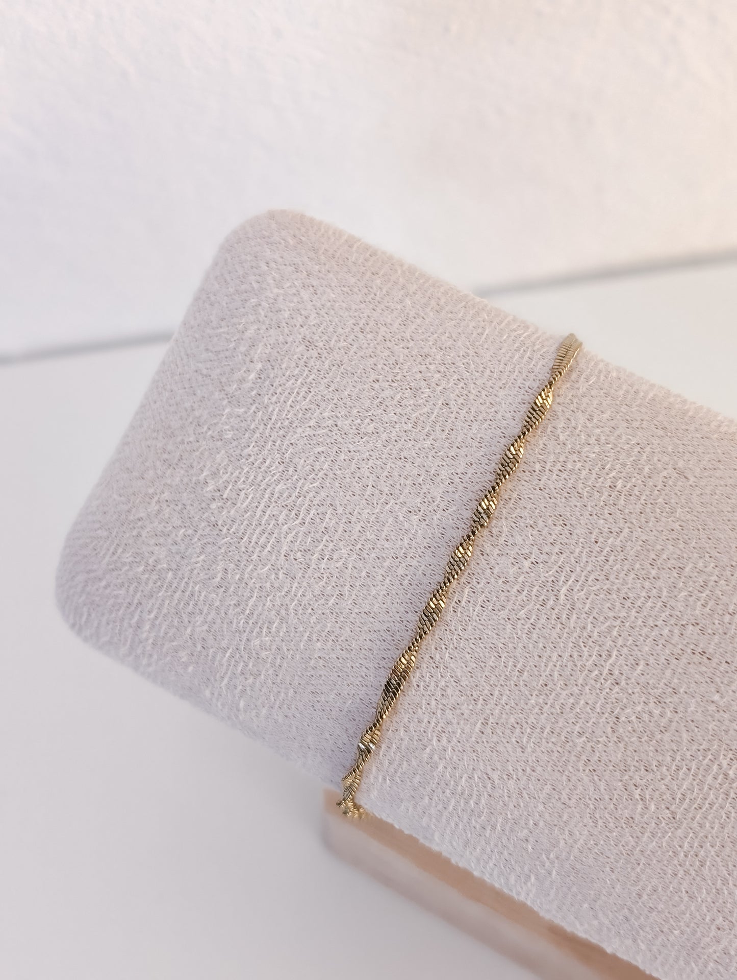 schlichtes Goldarmband