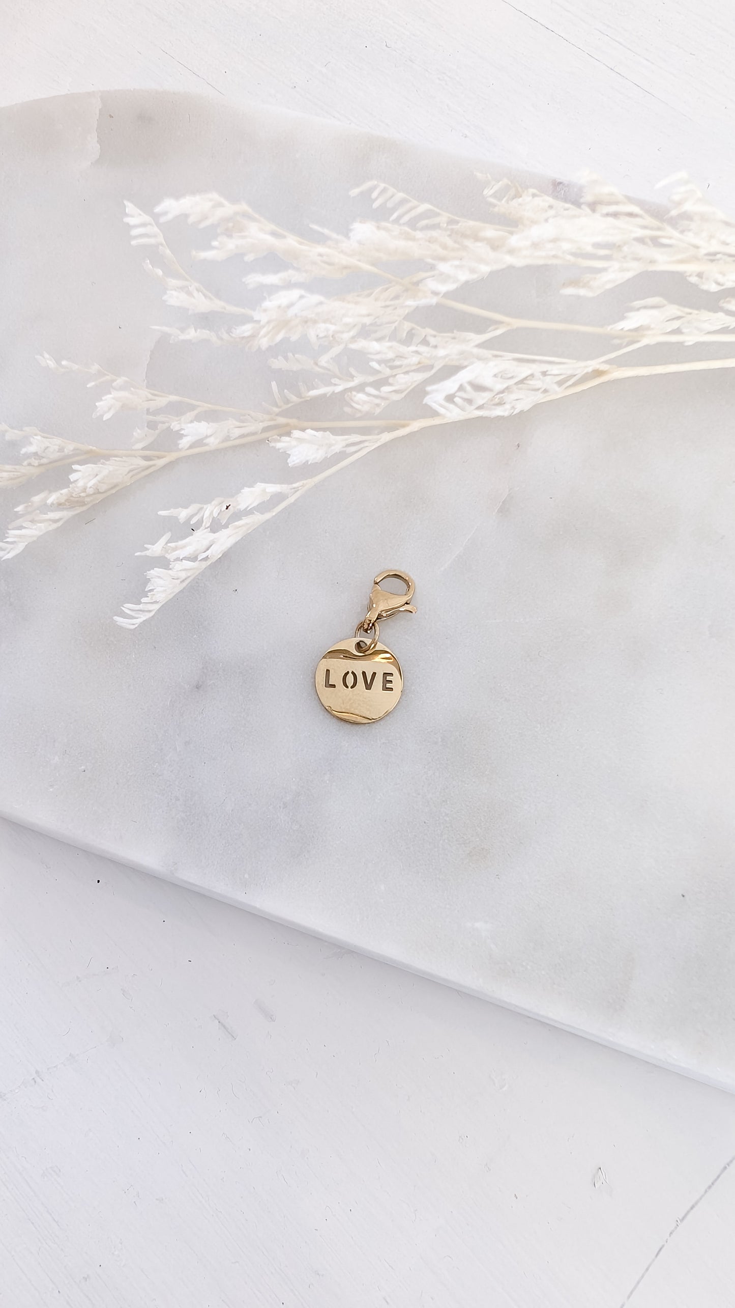 Charm Anhänger Love