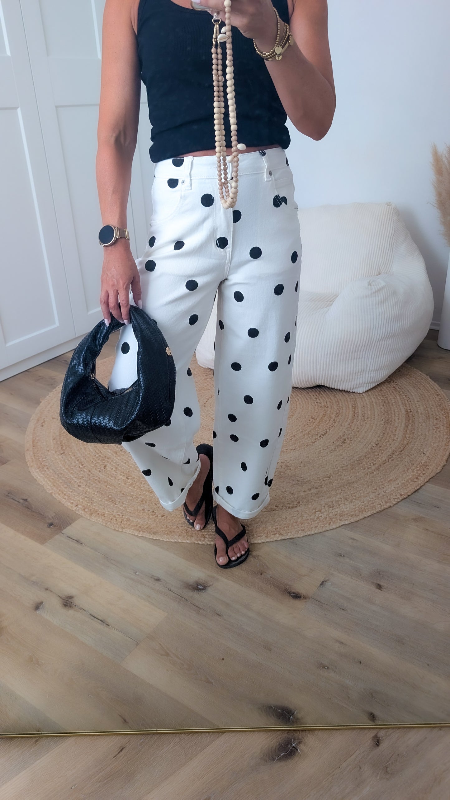 Balloon Jeans schwarze Punkte