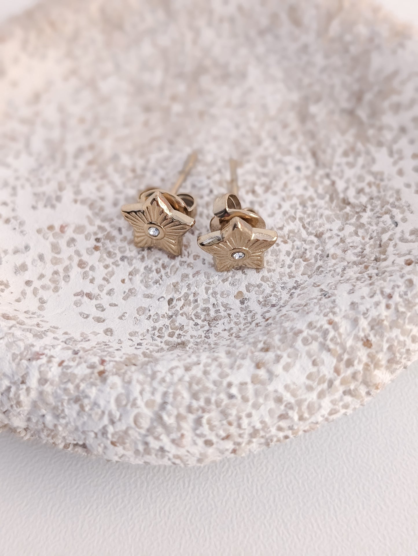 Ohrstecker Stern mit Stein