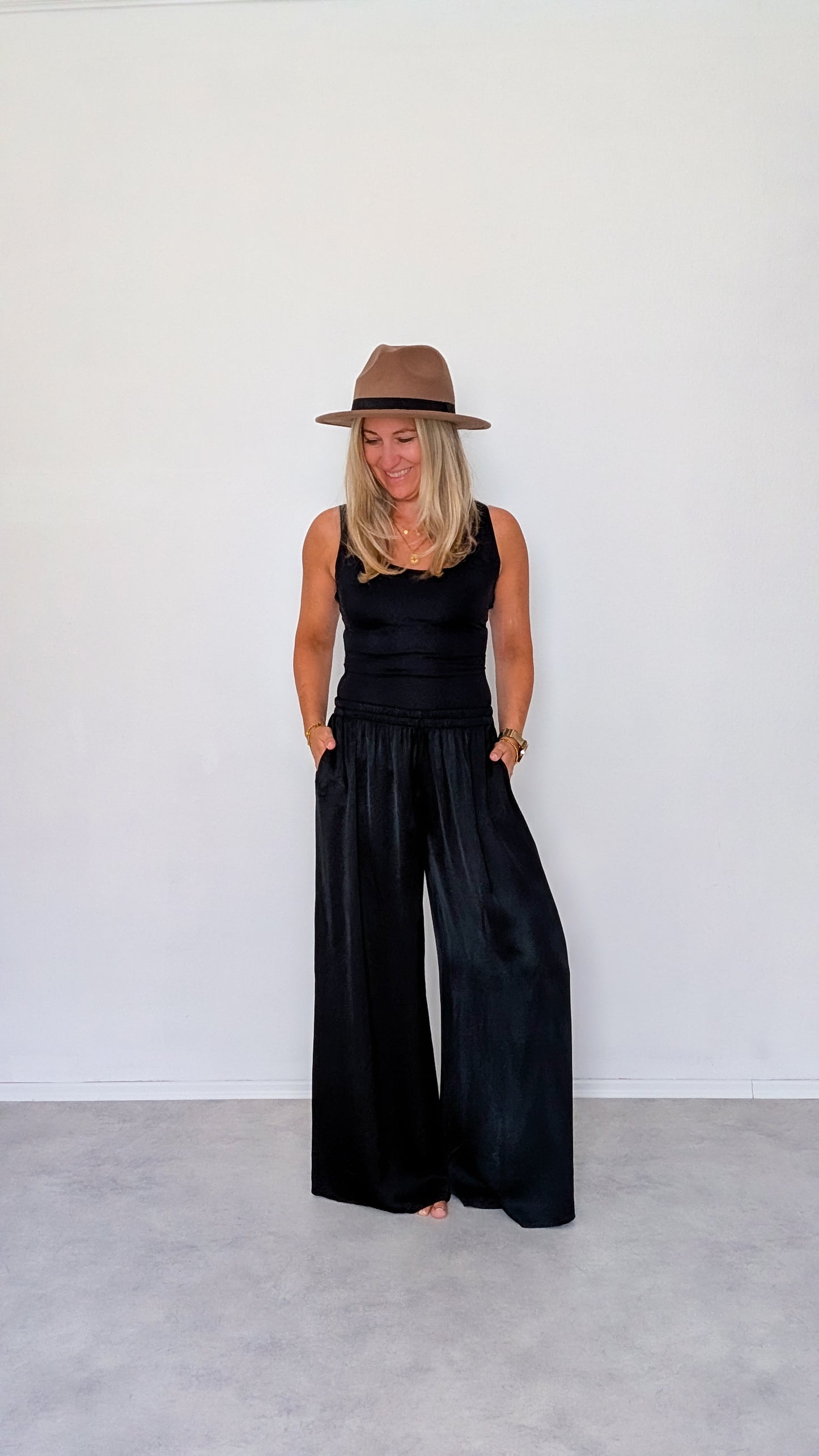 Weite Hose aus Viskose schwarz