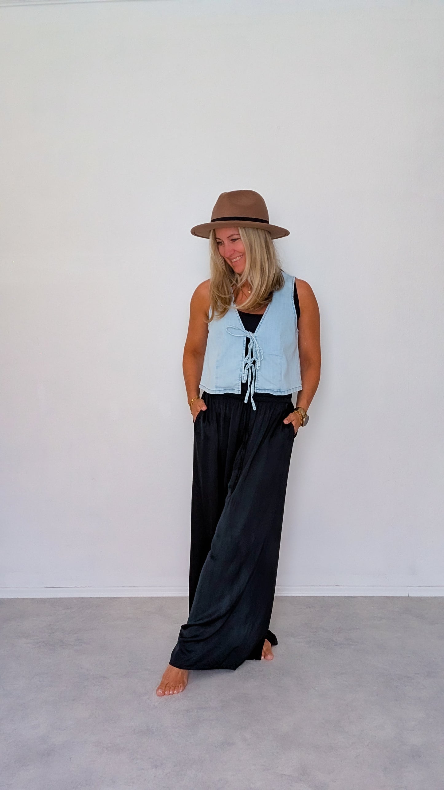 Weite Hose aus Viskose schwarz