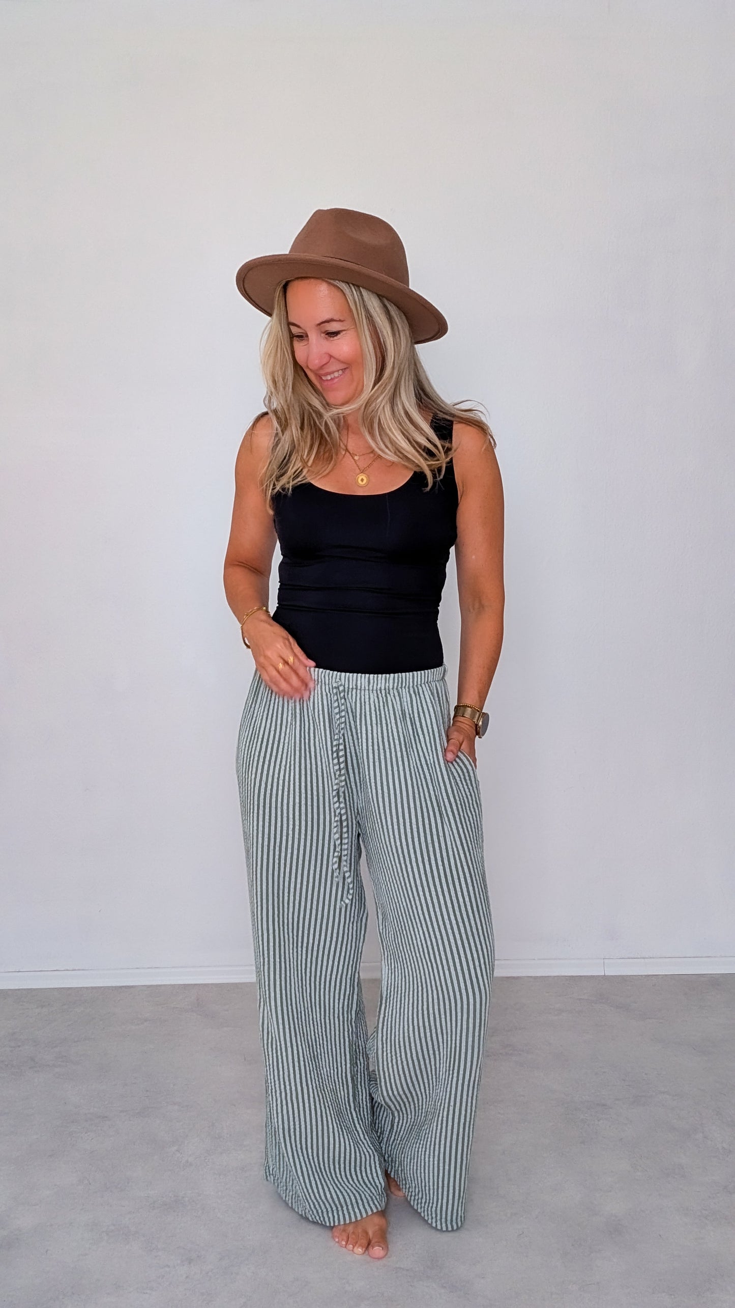 gestreifte Hose khaki