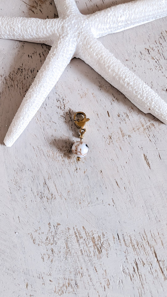 Charm Anhänger weiße Kugel