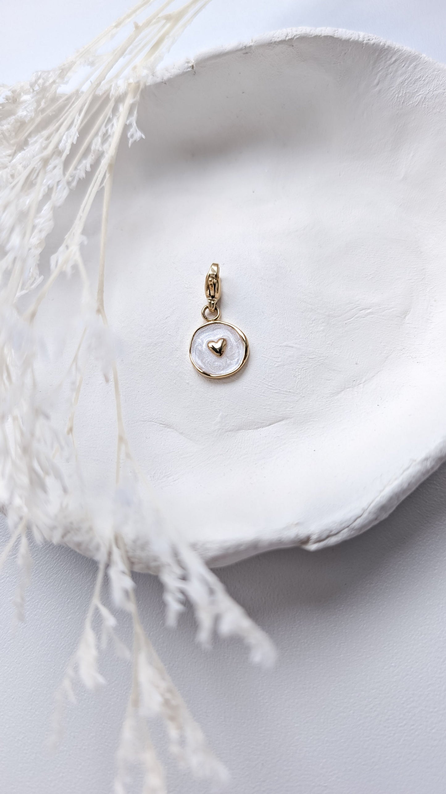 Charm Anhänger Herz gold weiss