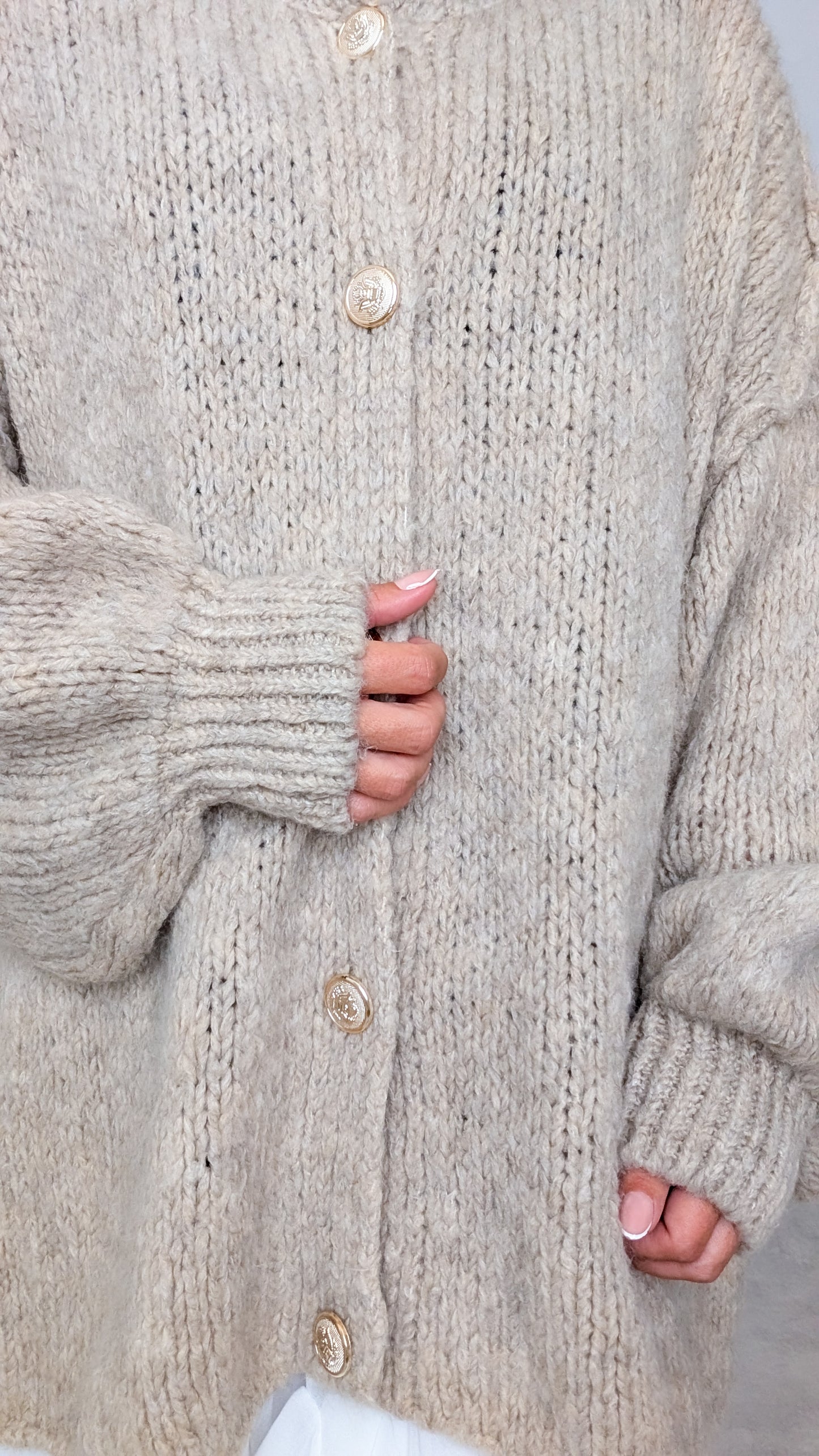 Cardigan beige goldene Knöpfe