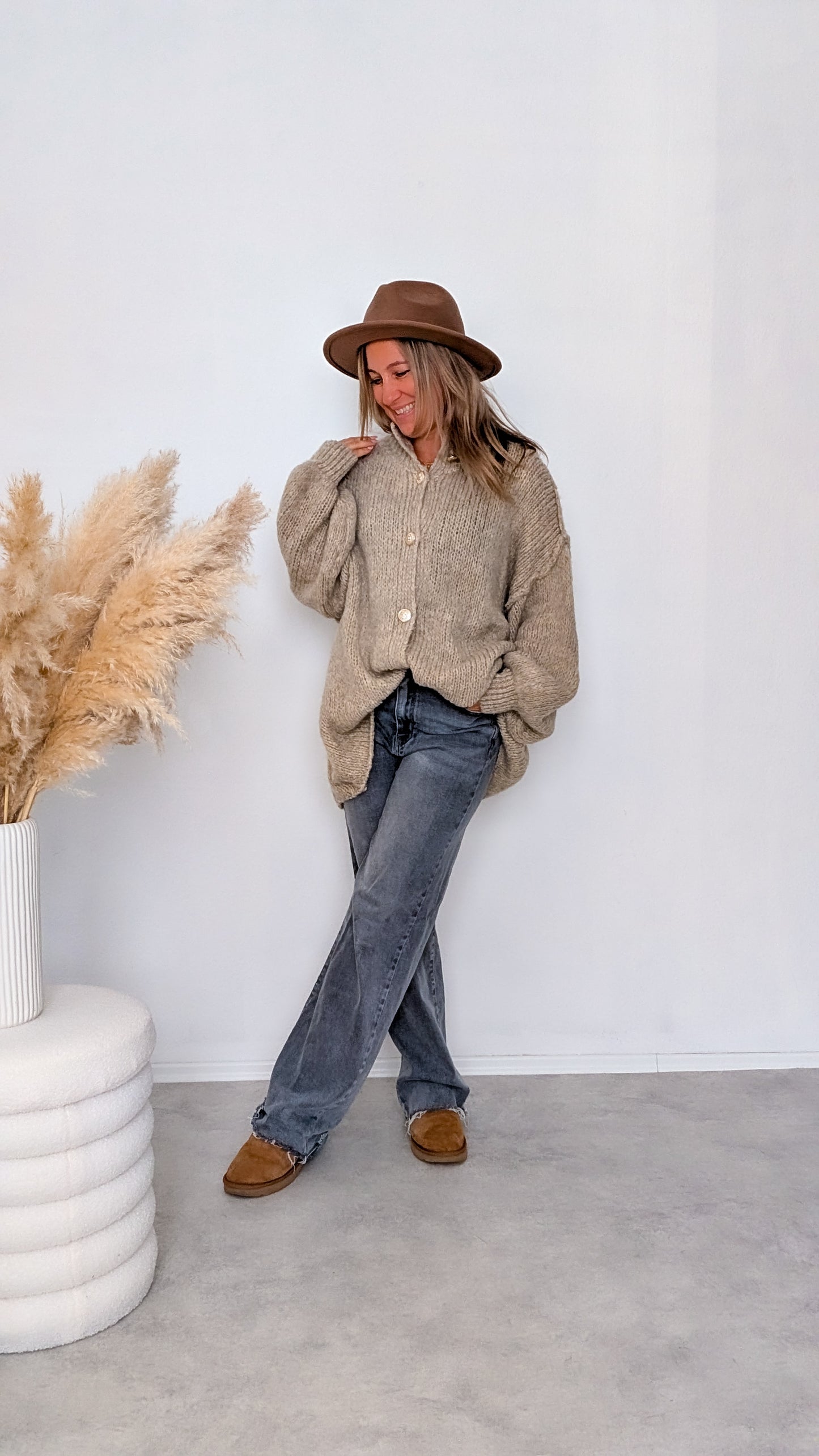 Cardigan beige goldene Knöpfe