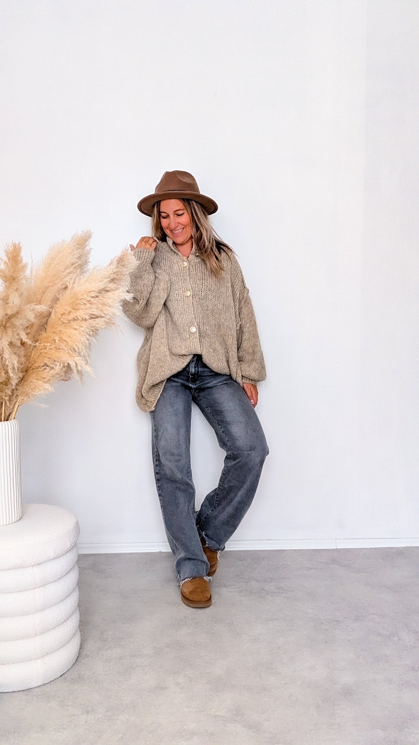 Cardigan beige goldene Knöpfe