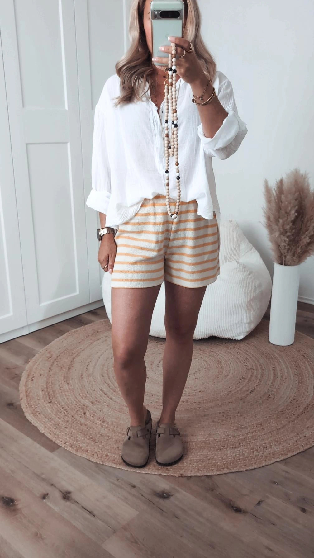 Kurze Hose gelb gestreift
