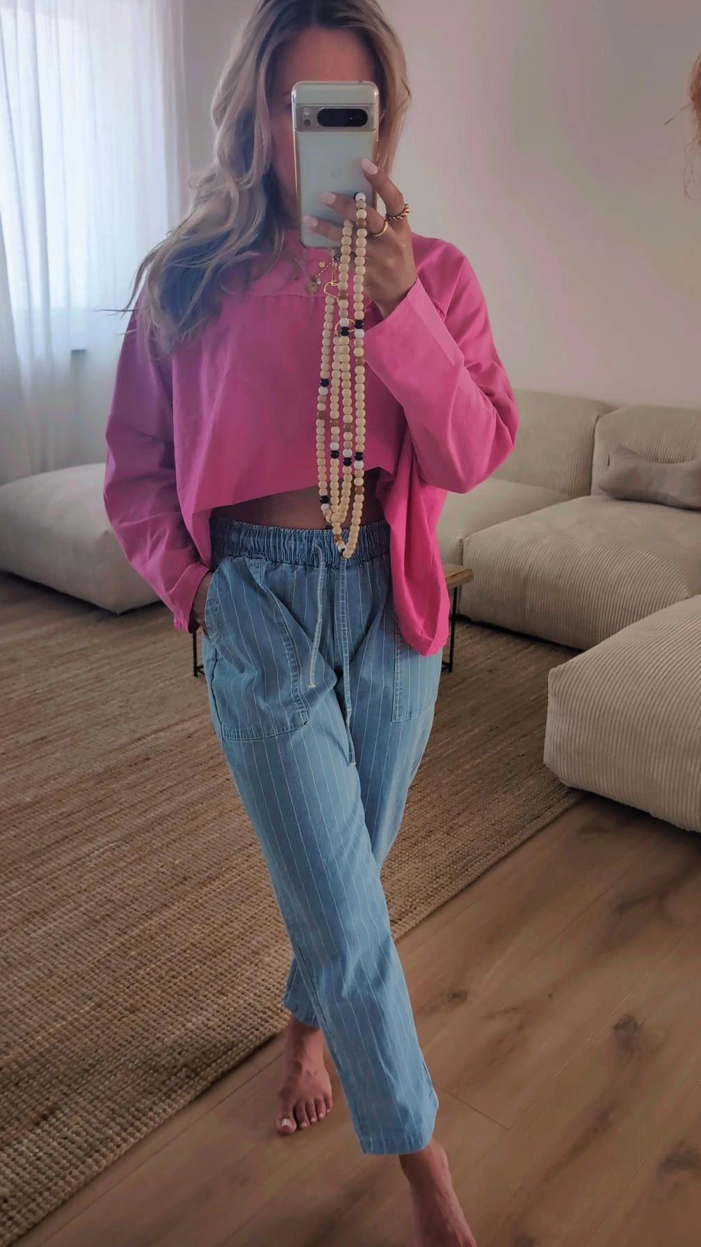 Hose mit Nadelstreifen