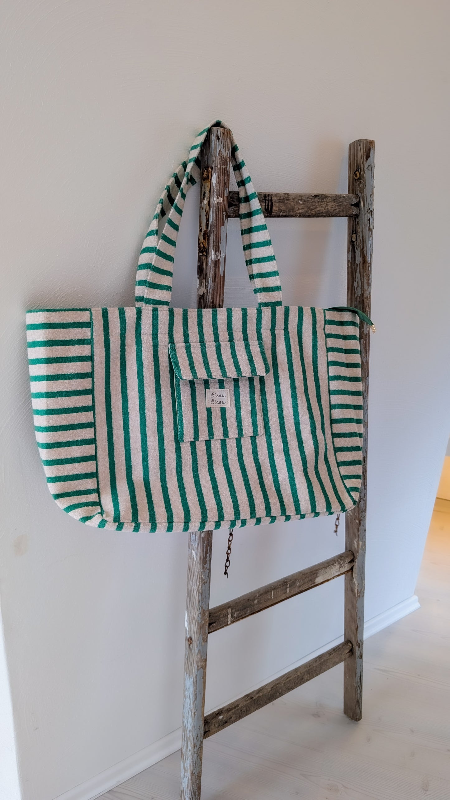 Tasche grün gestreift