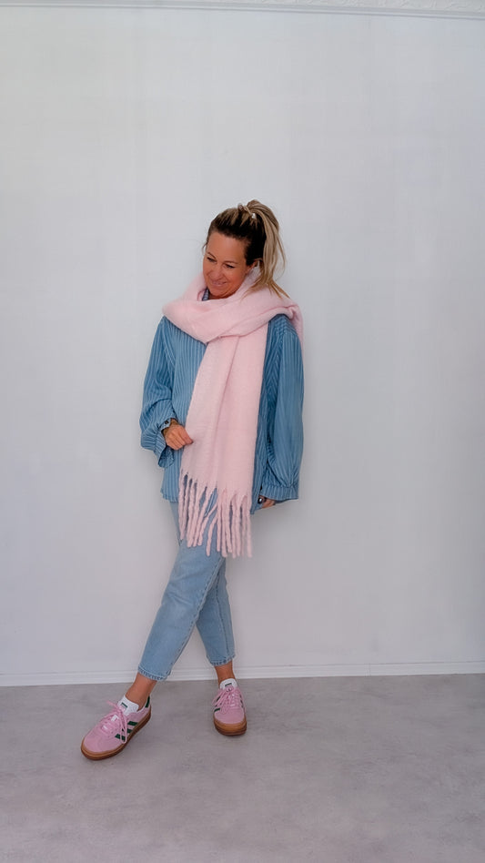 rosa Schal mit Fransen