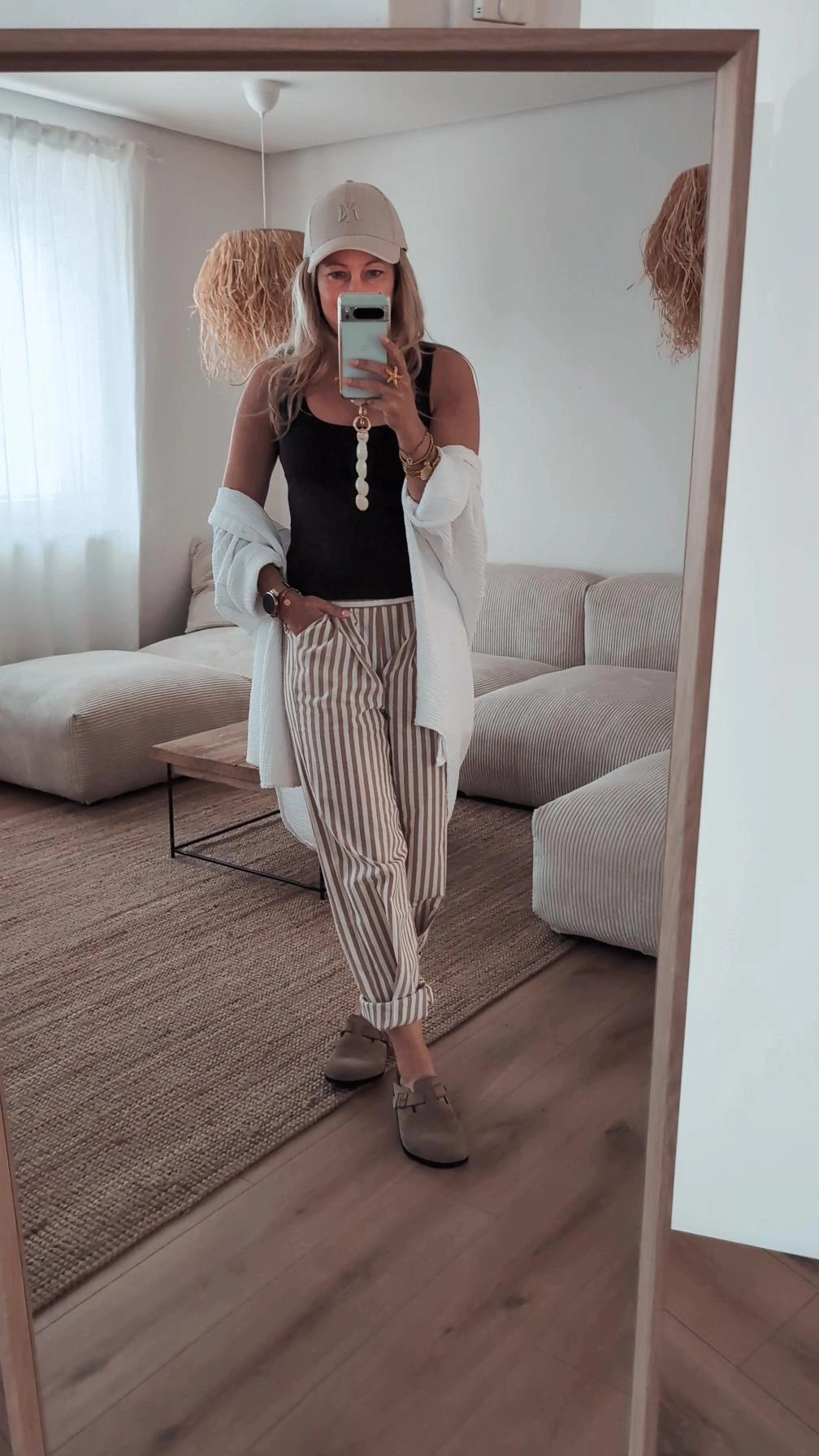 Hose beige gestreift